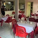 Nalu Beach Hotel Pousada