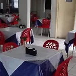 Nalu Beach Hotel Pousada
