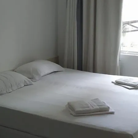 Nalu Hotel 2*